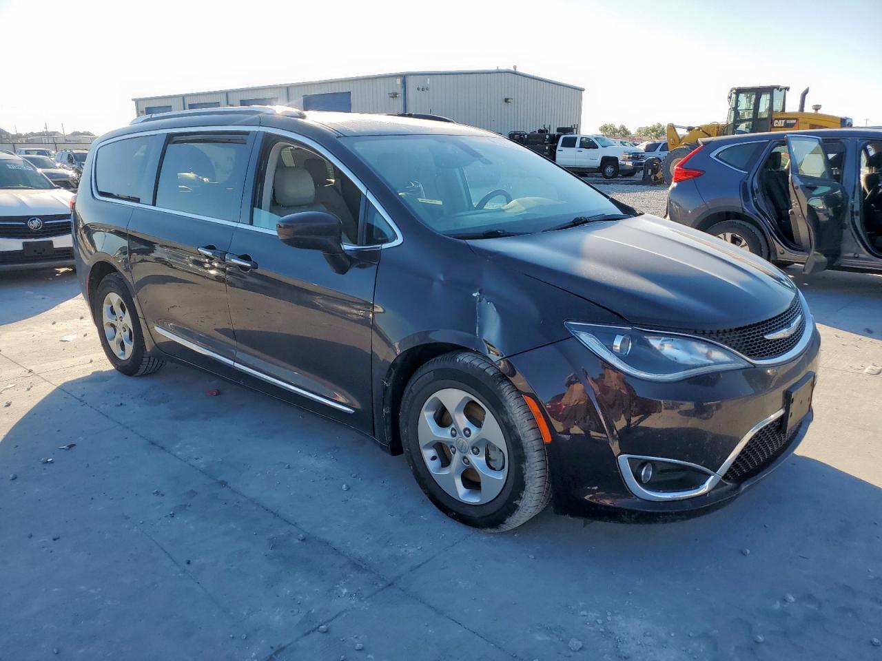 CHRYSLER PACIFICA TOURING L PLUS