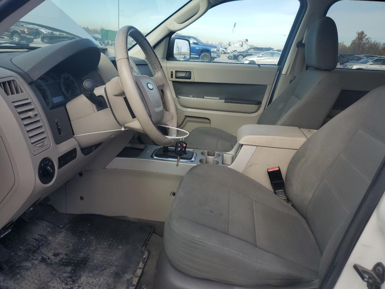 Lot #3298021142 2009 FORD ESCAPE XLT