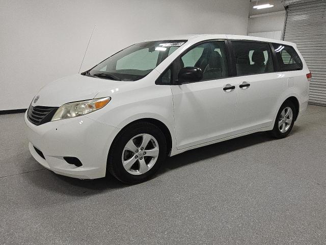 Global Auto Auctions: 2014 TOYOTA SIENNA