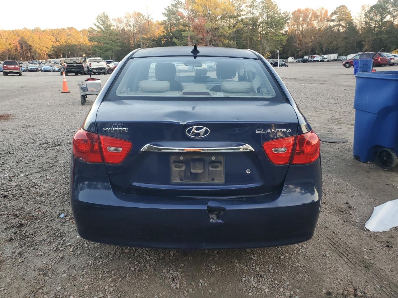 HYUNDAI ELANTRA BLUE