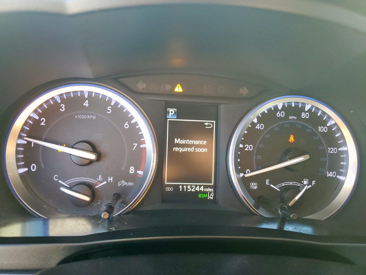 TOYOTA HIGHLANDER SE