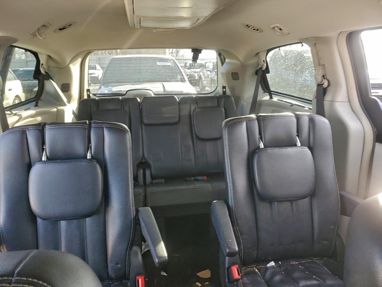 CHRYSLER TOWN & COUNTRY TOURING