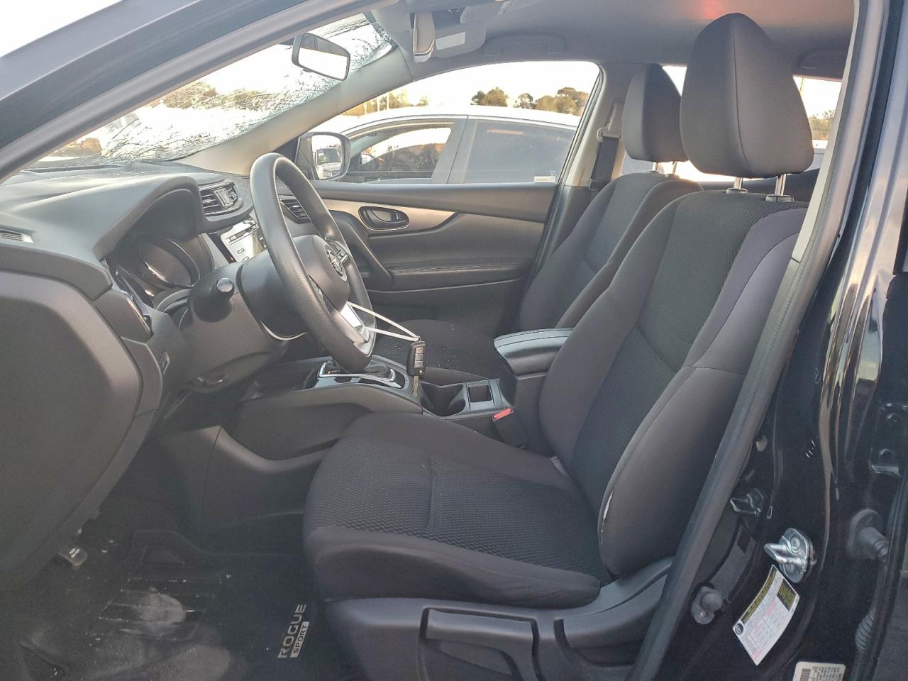 NISSAN ROGUE SPORT S