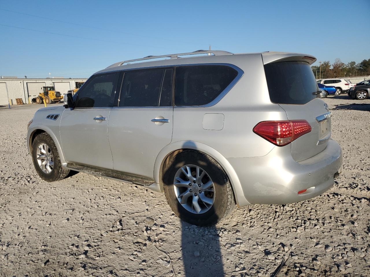 INFINITI QX56