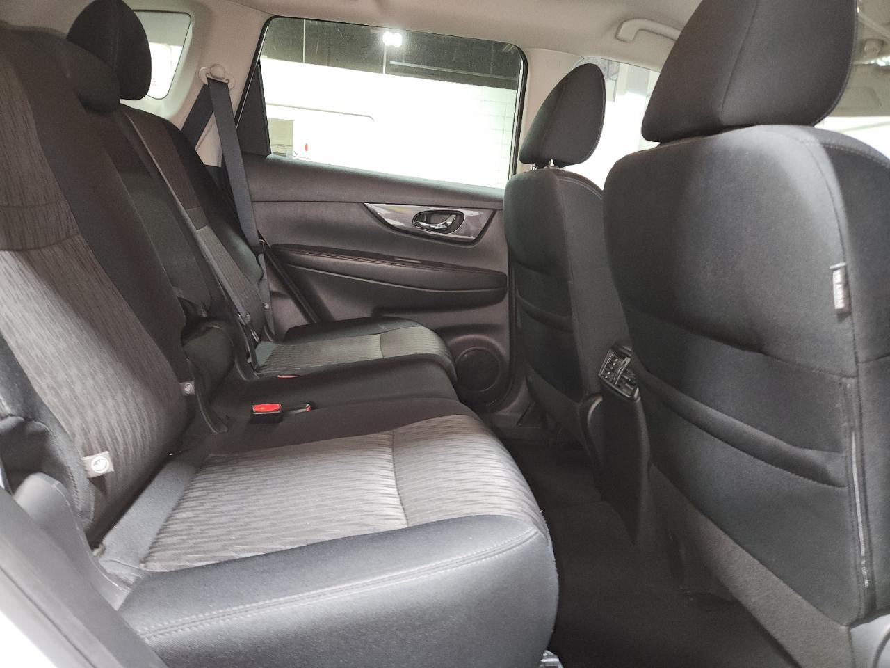 Lot #3310330952 2019 NISSAN ROGUE S