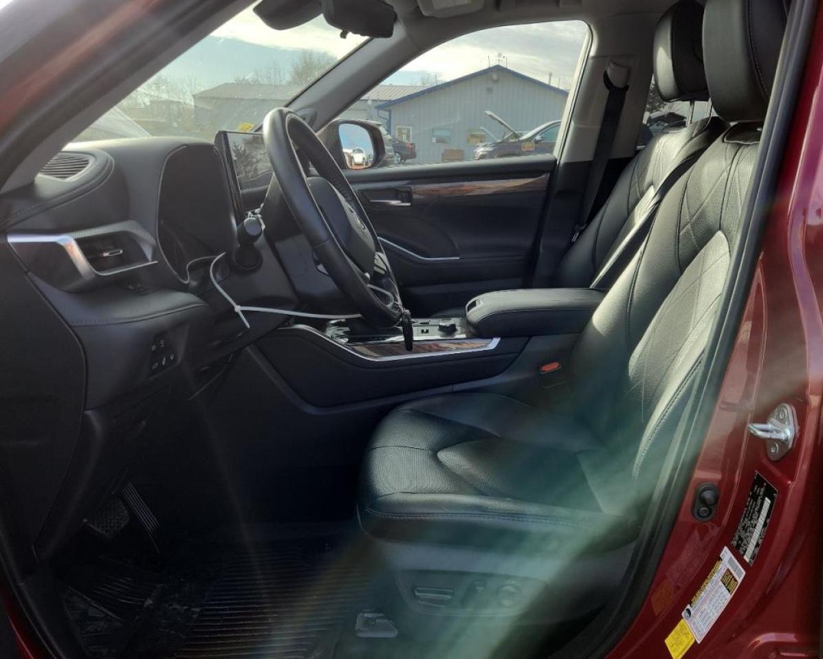 TOYOTA HIGHLANDER PLATINUM