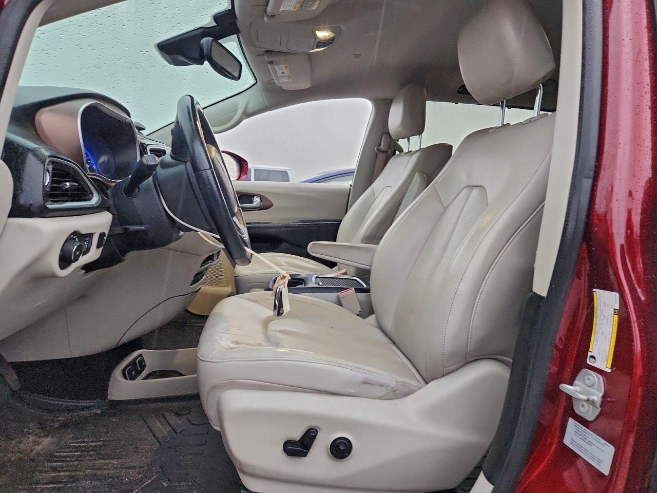 CHRYSLER PACIFICA TOURING L PLUS