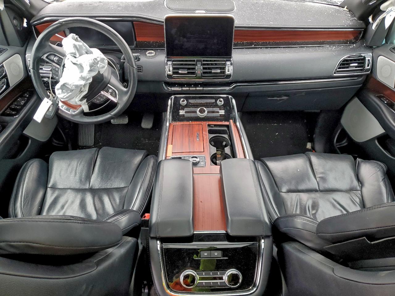 LINCOLN NAVIGATOR RESERVE