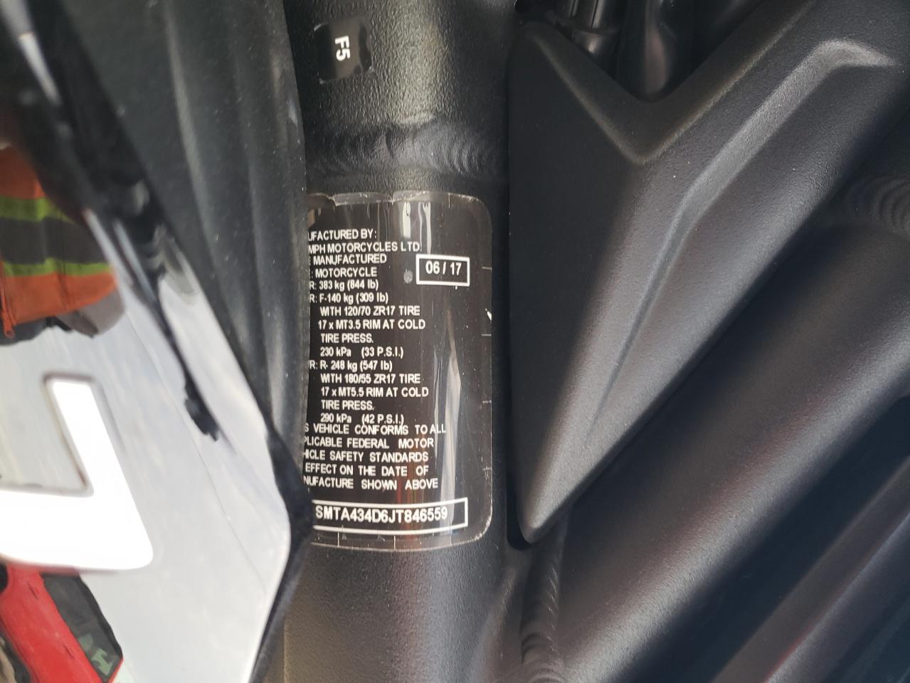 Lot #3301792326 2018 TRIUMPH MOTORCYCLE STREET TRIPLE