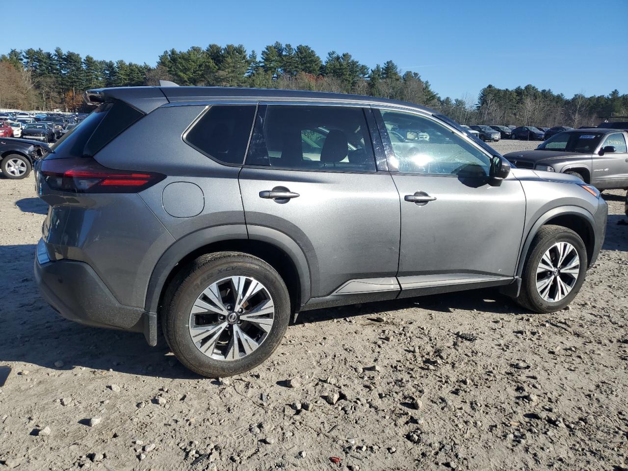 NISSAN ROGUE SV