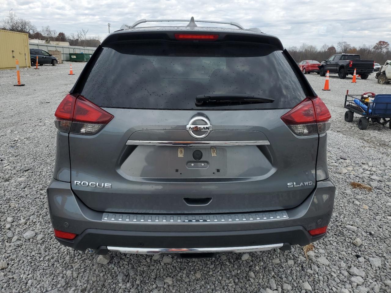 NISSAN ROGUE S