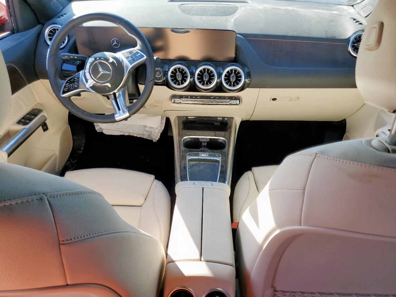 MERCEDES-BENZ GLA-CLASS 250