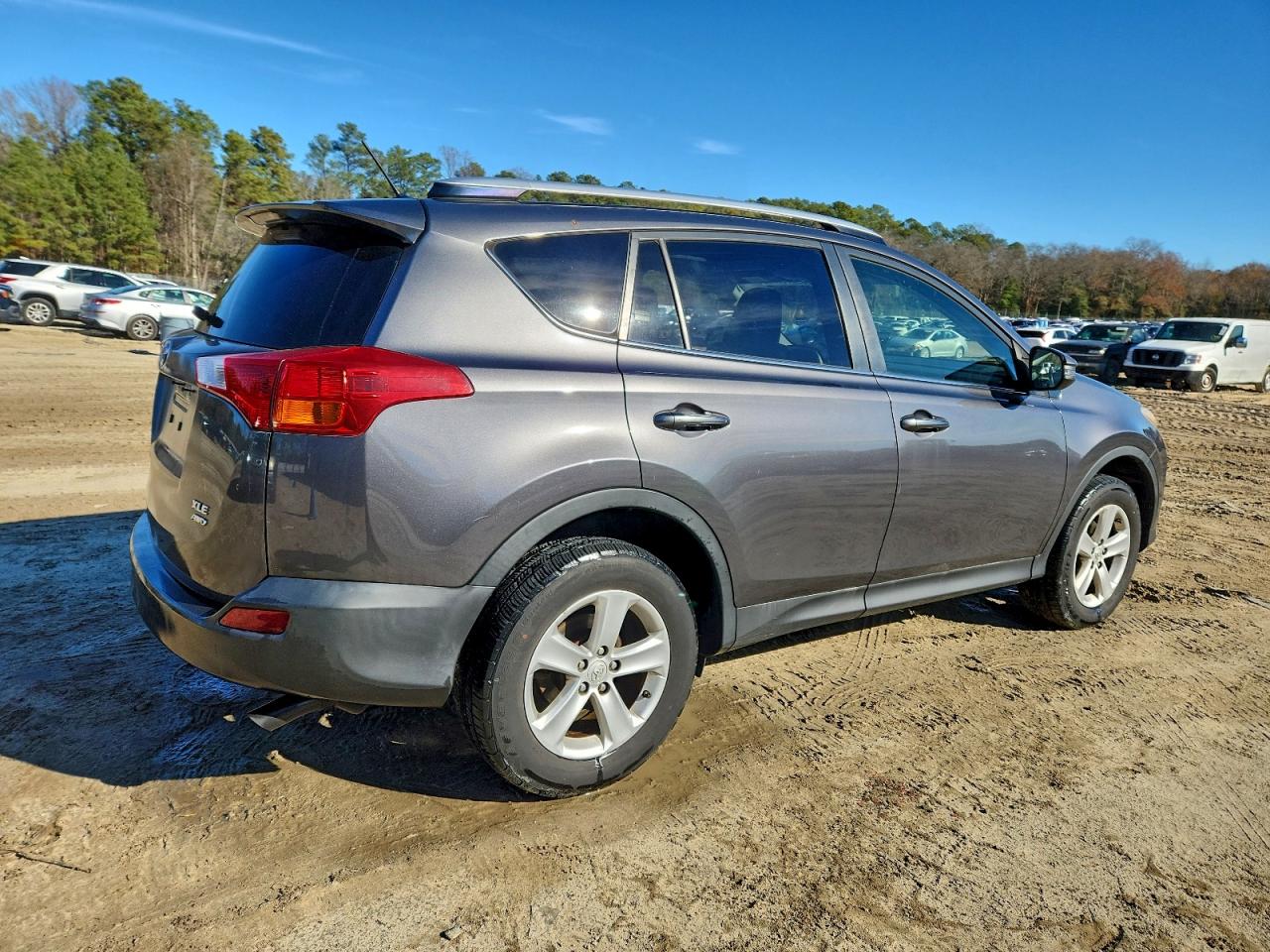 TOYOTA RAV4 XLE