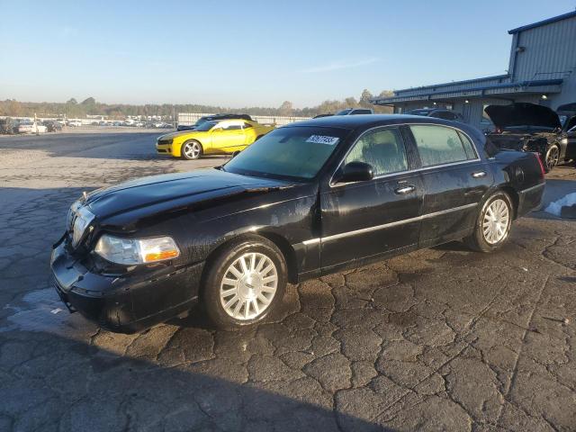 Global Auto Auctions: 2003 LINCOLN TOWN CAR S