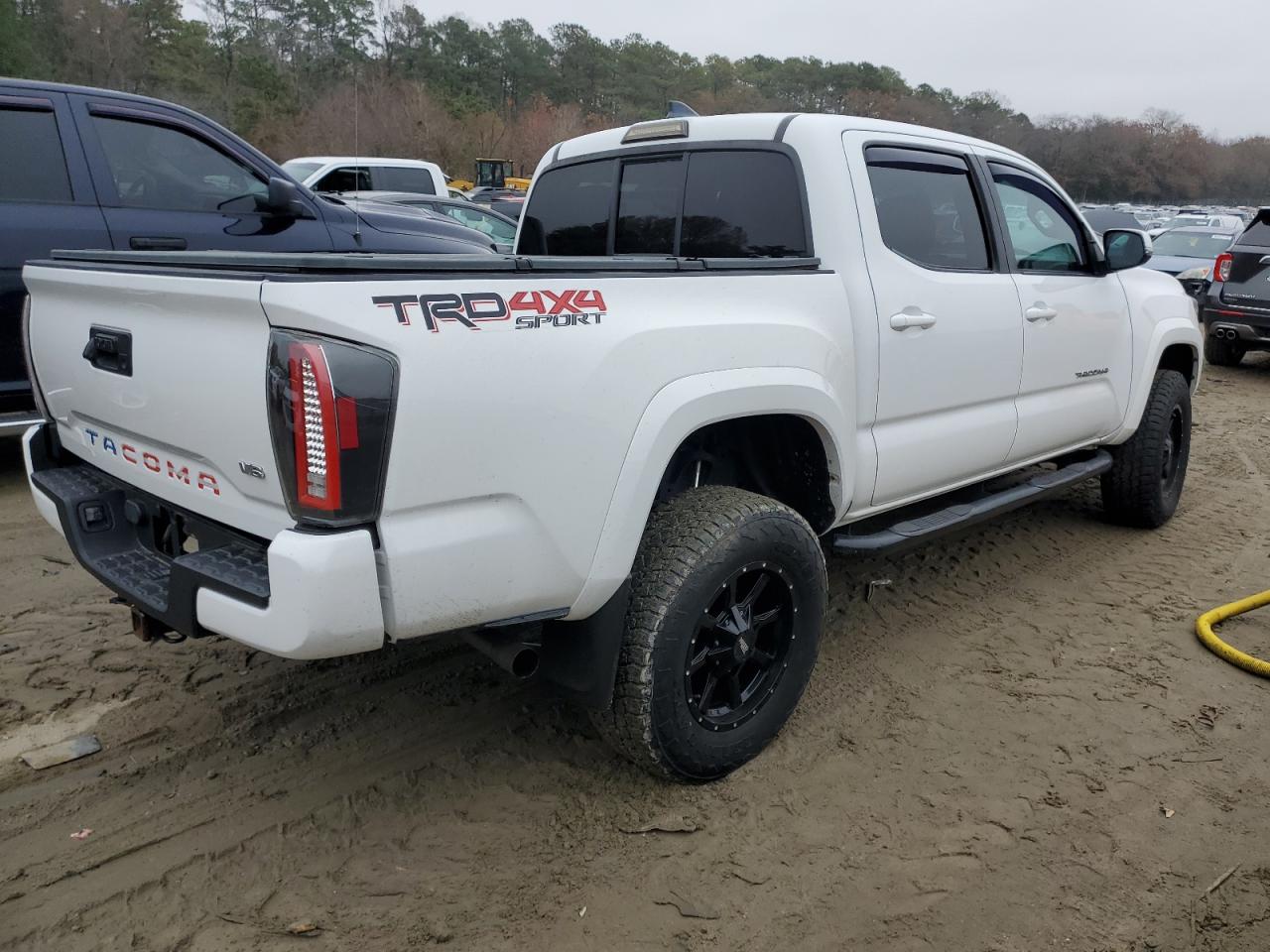 TOYOTA TACOMA DOUBLE CAB
