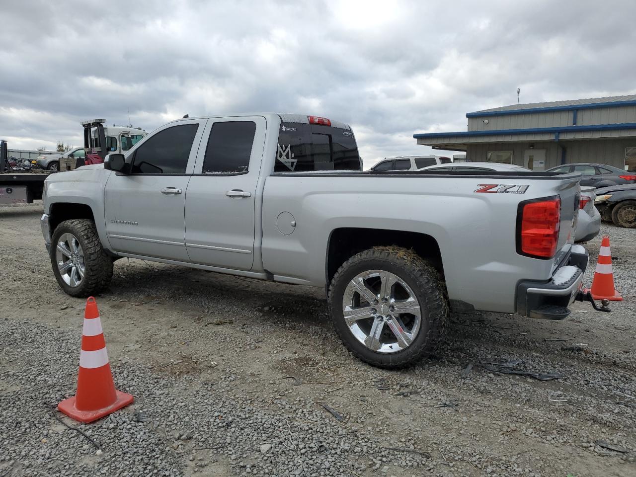 CHEVROLET SILVERADO K1500 LT