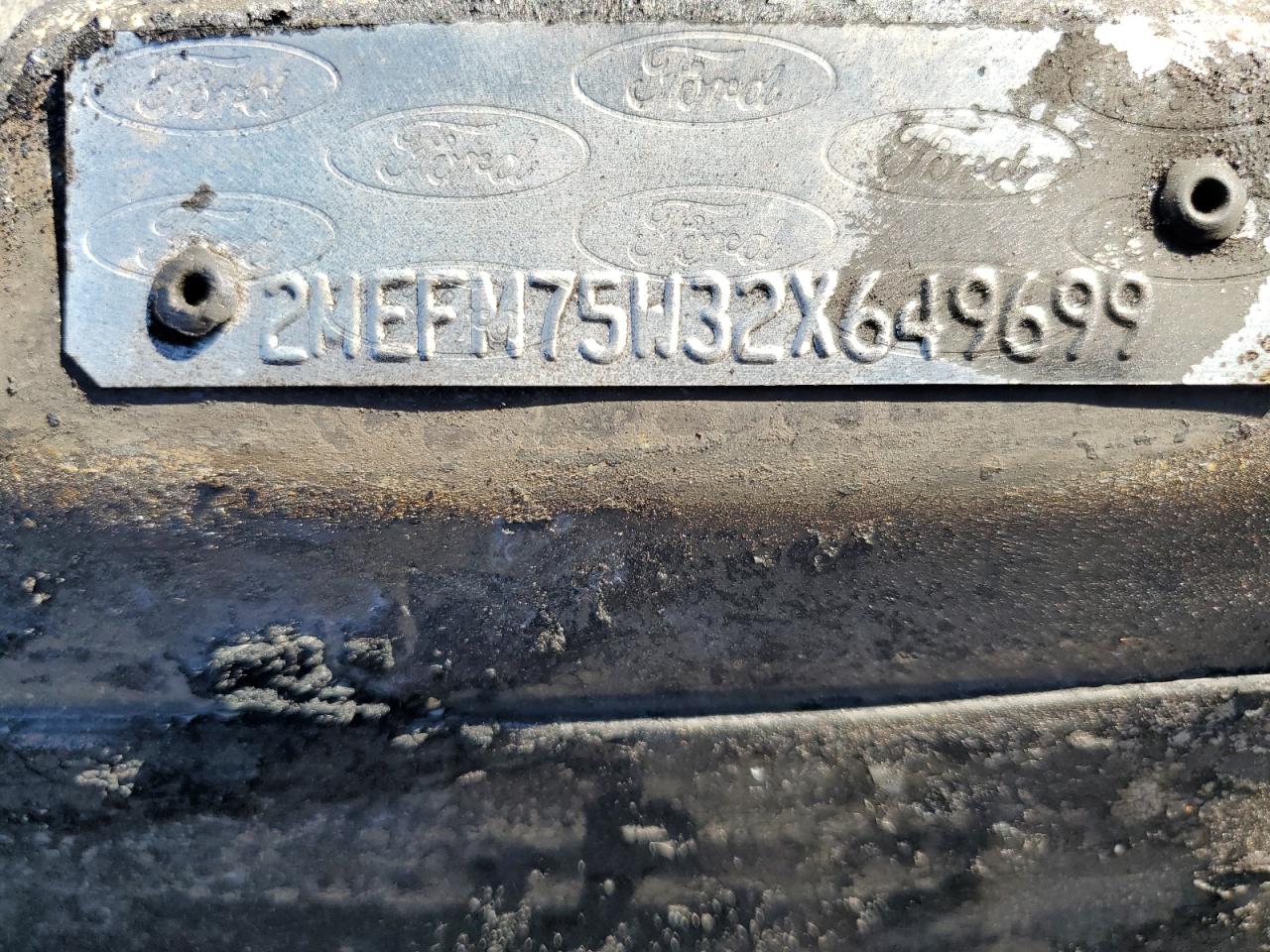 Lot #3302877899 2002 MERCURY GRAND MARQ