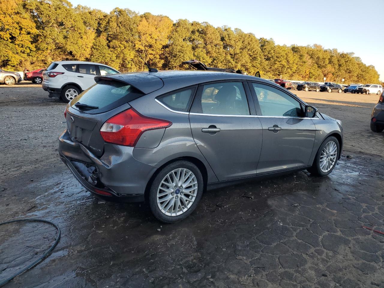 FORD FOCUS TITANIUM