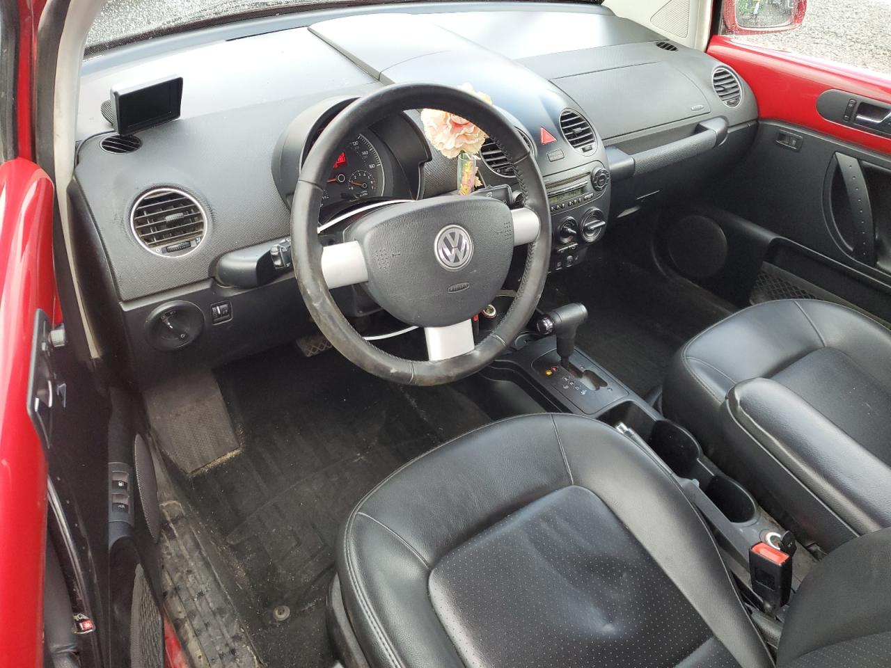 Lot #3286880220 2009 VOLKSWAGEN NEW BEETLE