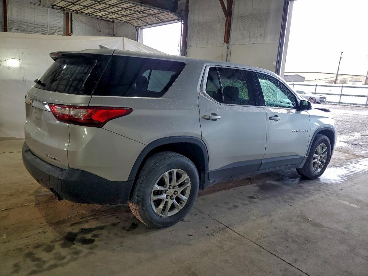 CHEVROLET TRAVERSE LS
