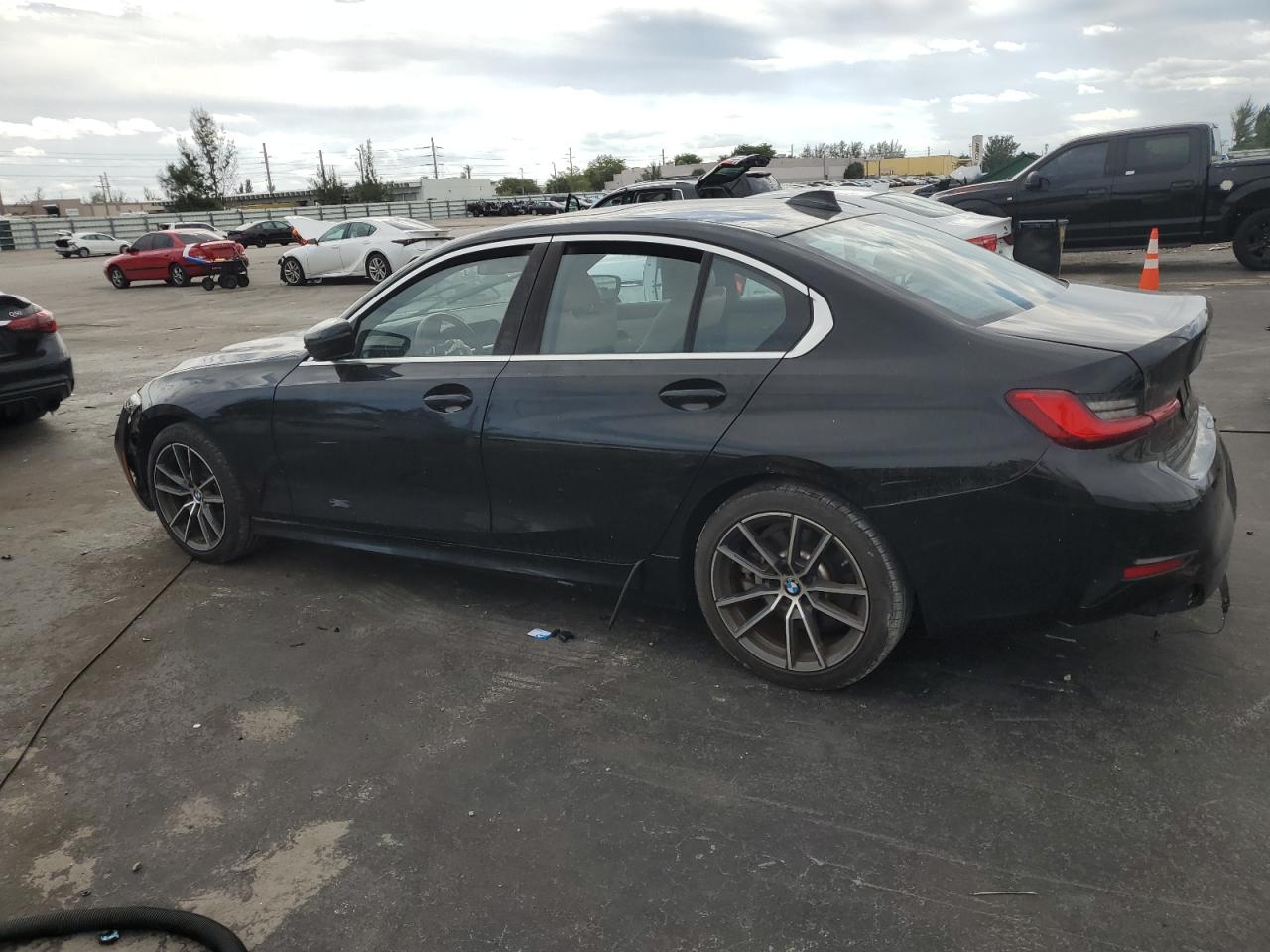 BMW 3 SERIES 330I
