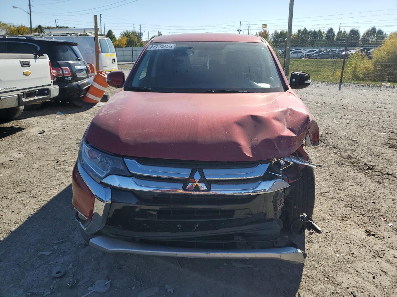 MITSUBISHI OUTLANDER SE