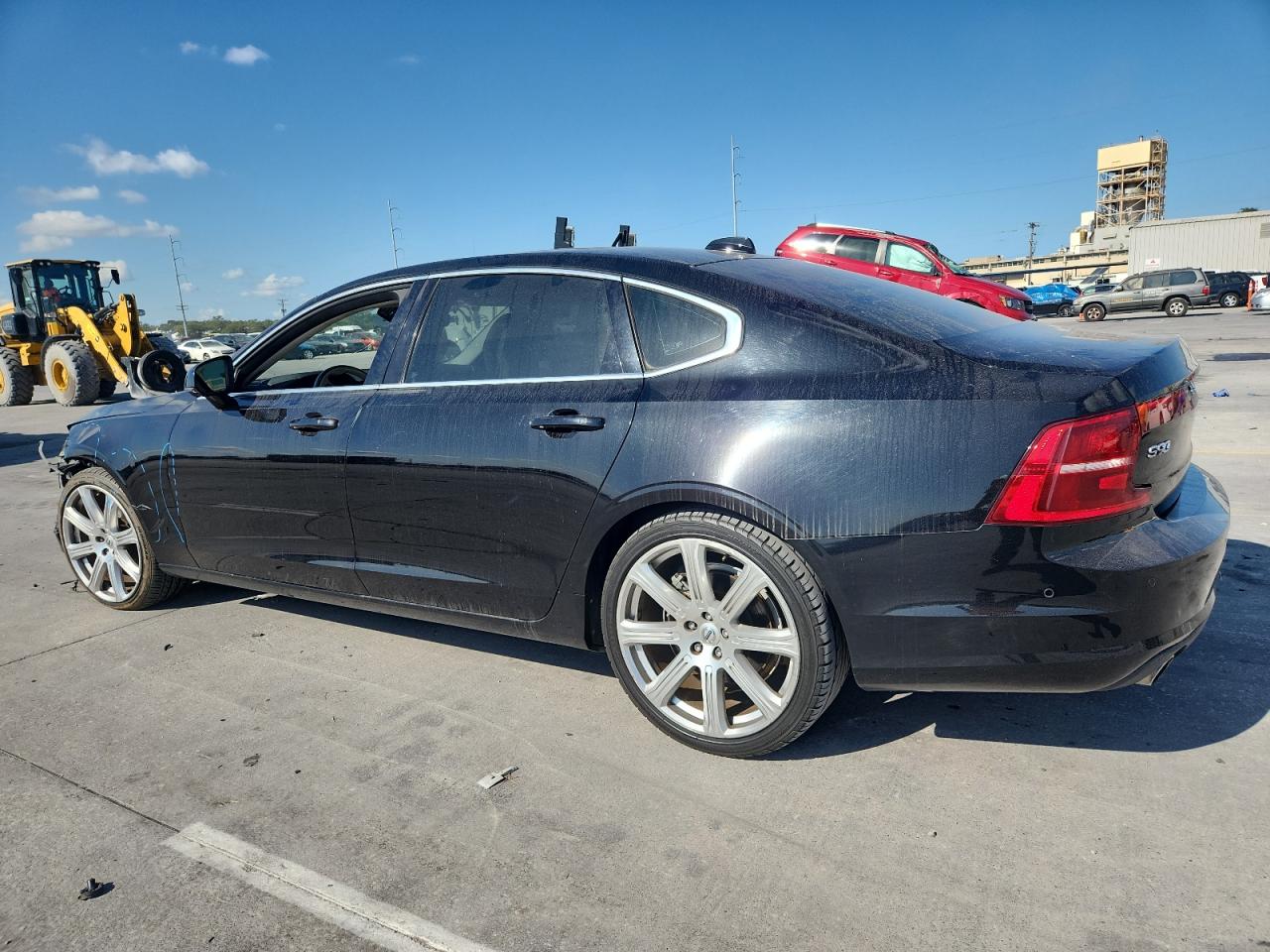 VOLVO S90 T5 MOMENTUM