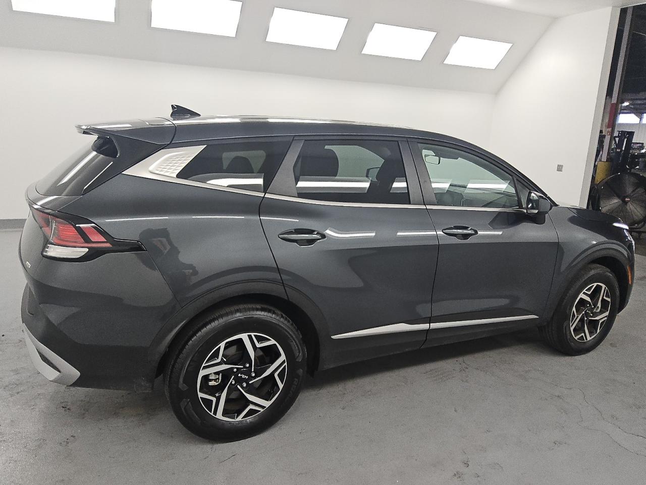 KIA SPORTAGE LX