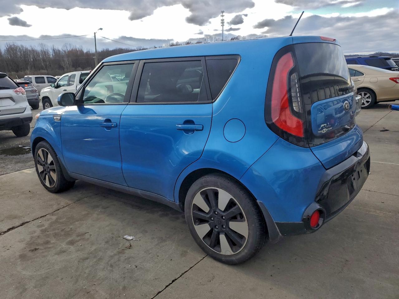 KIA SOUL +