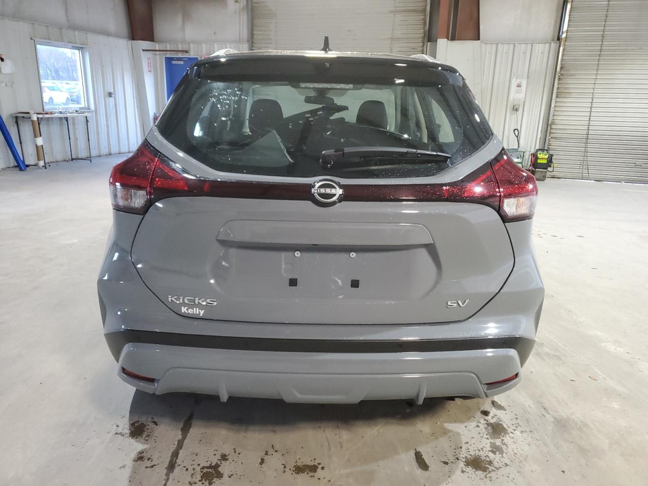 NISSAN KICKS SV