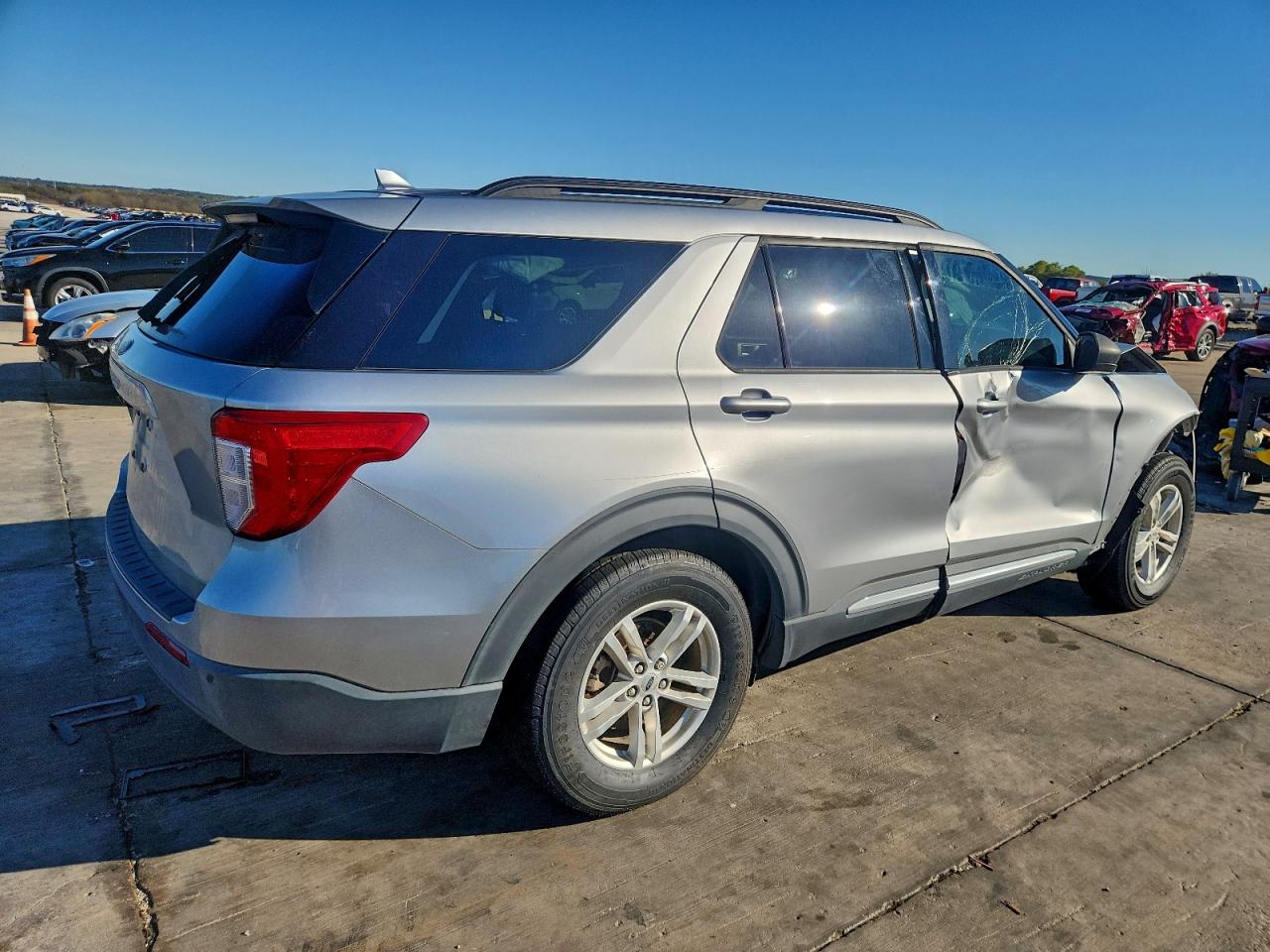 FORD EXPLORER XLT