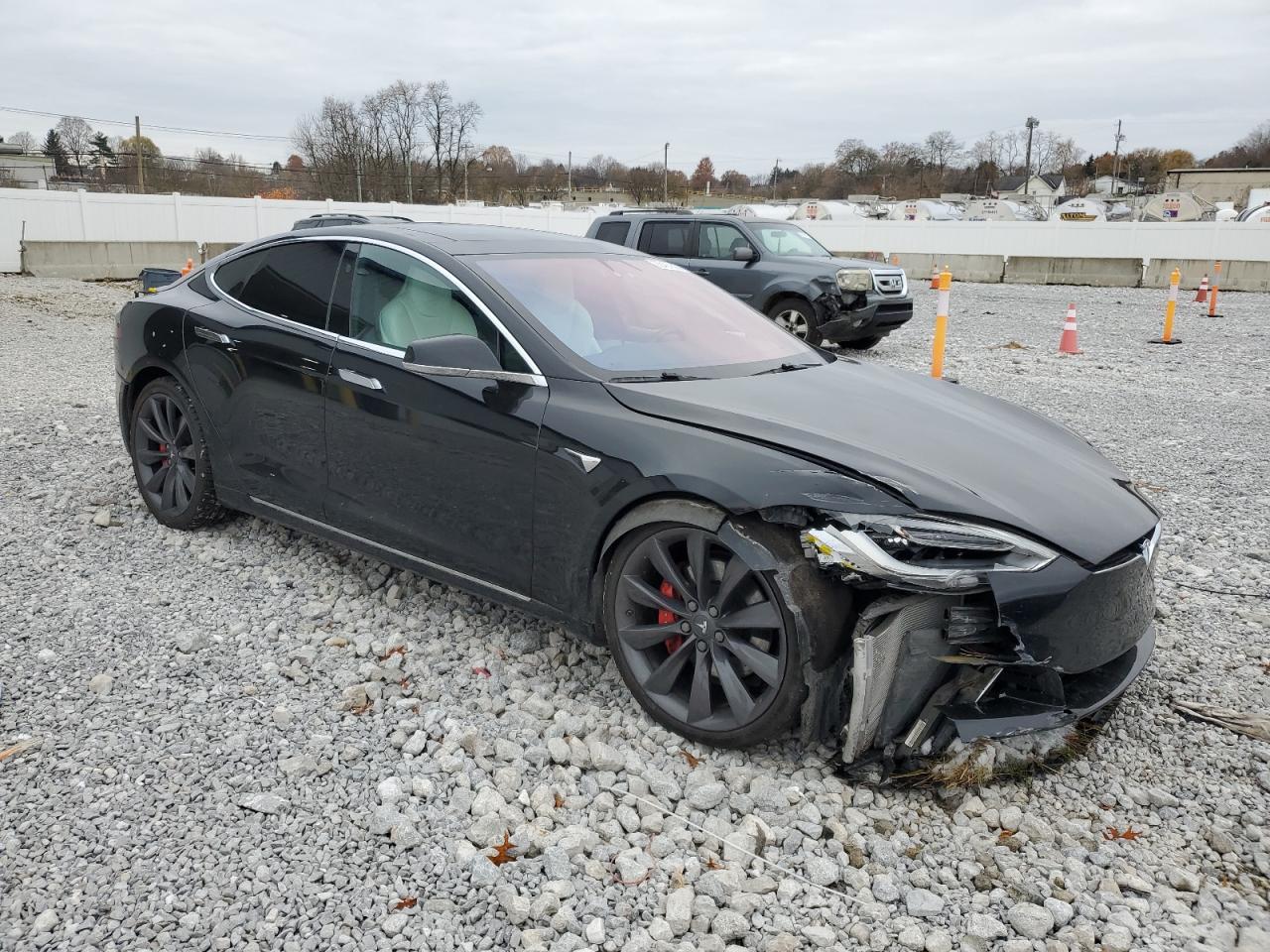 TESLA MODEL S