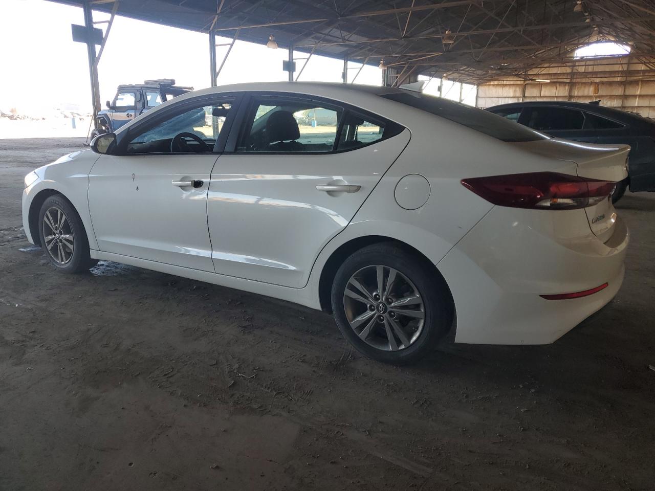 HYUNDAI ELANTRA SEL