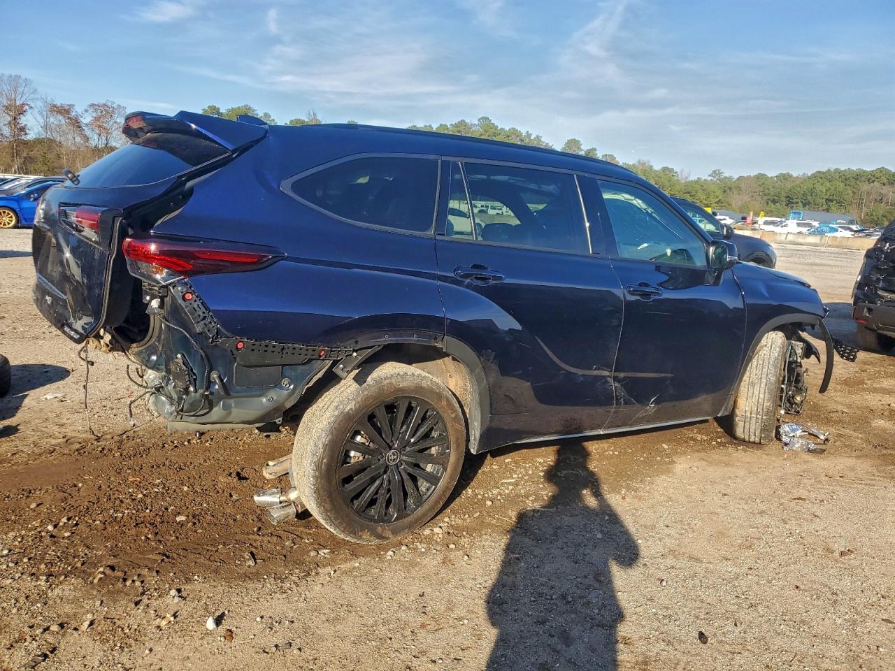 TOYOTA HIGHLANDER LE