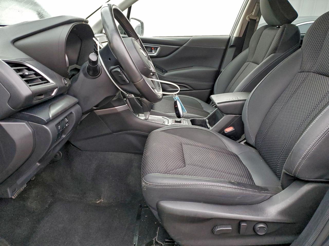 SUBARU FORESTER PREMIUM