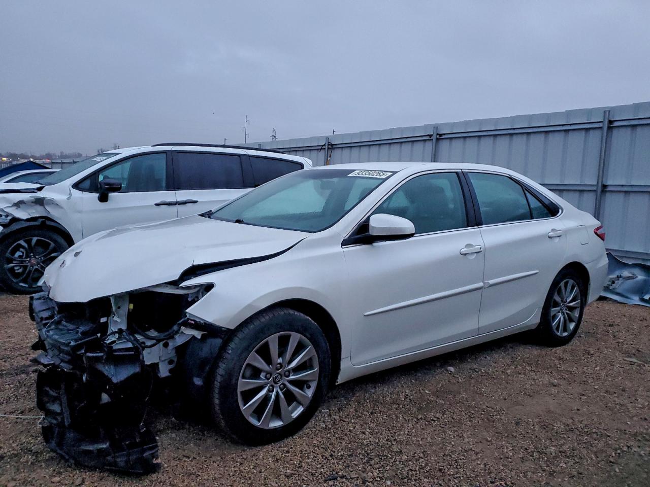 TOYOTA CAMRY LE 2015