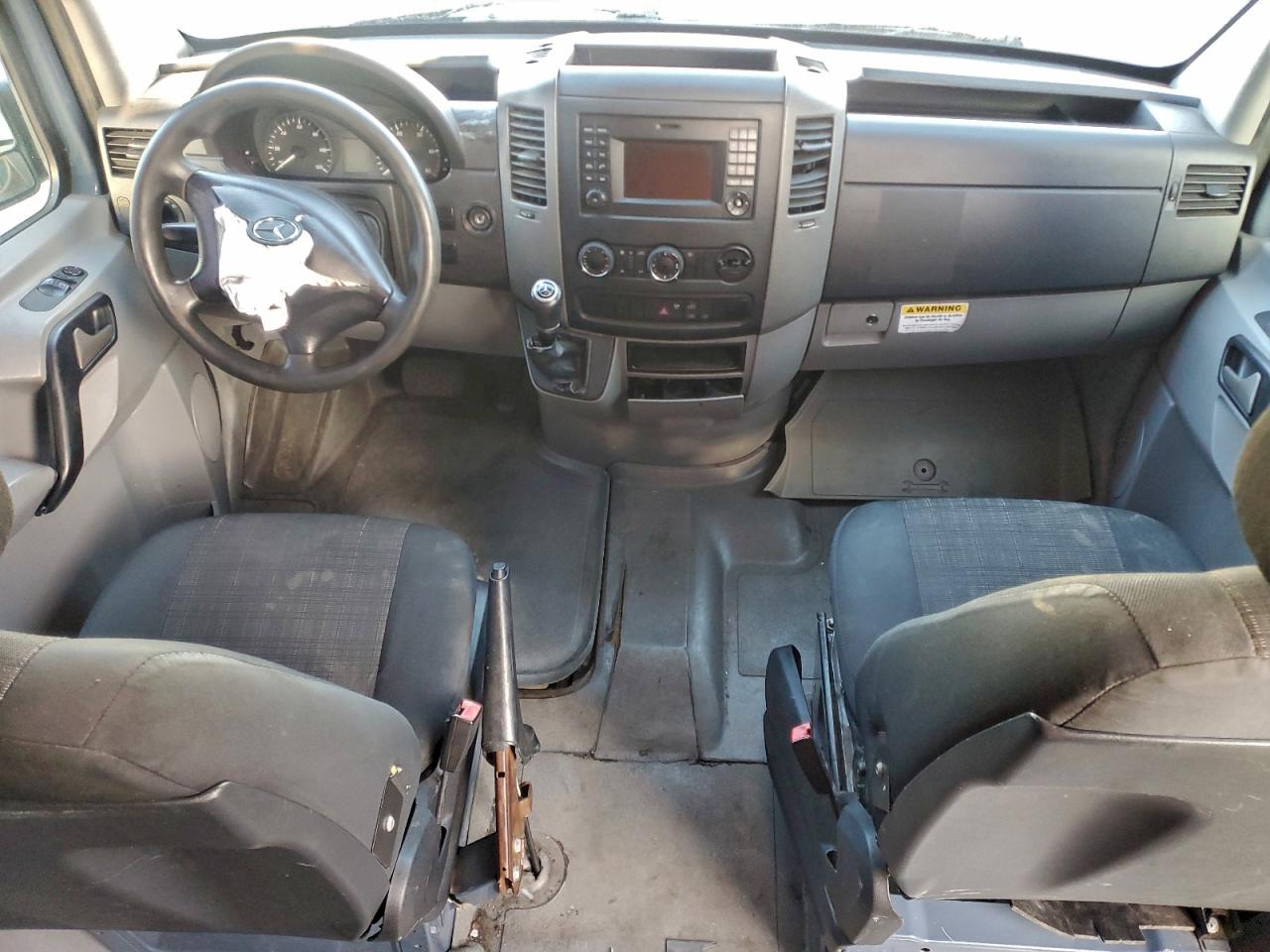 MERCEDES-BENZ SPRINTER 2500