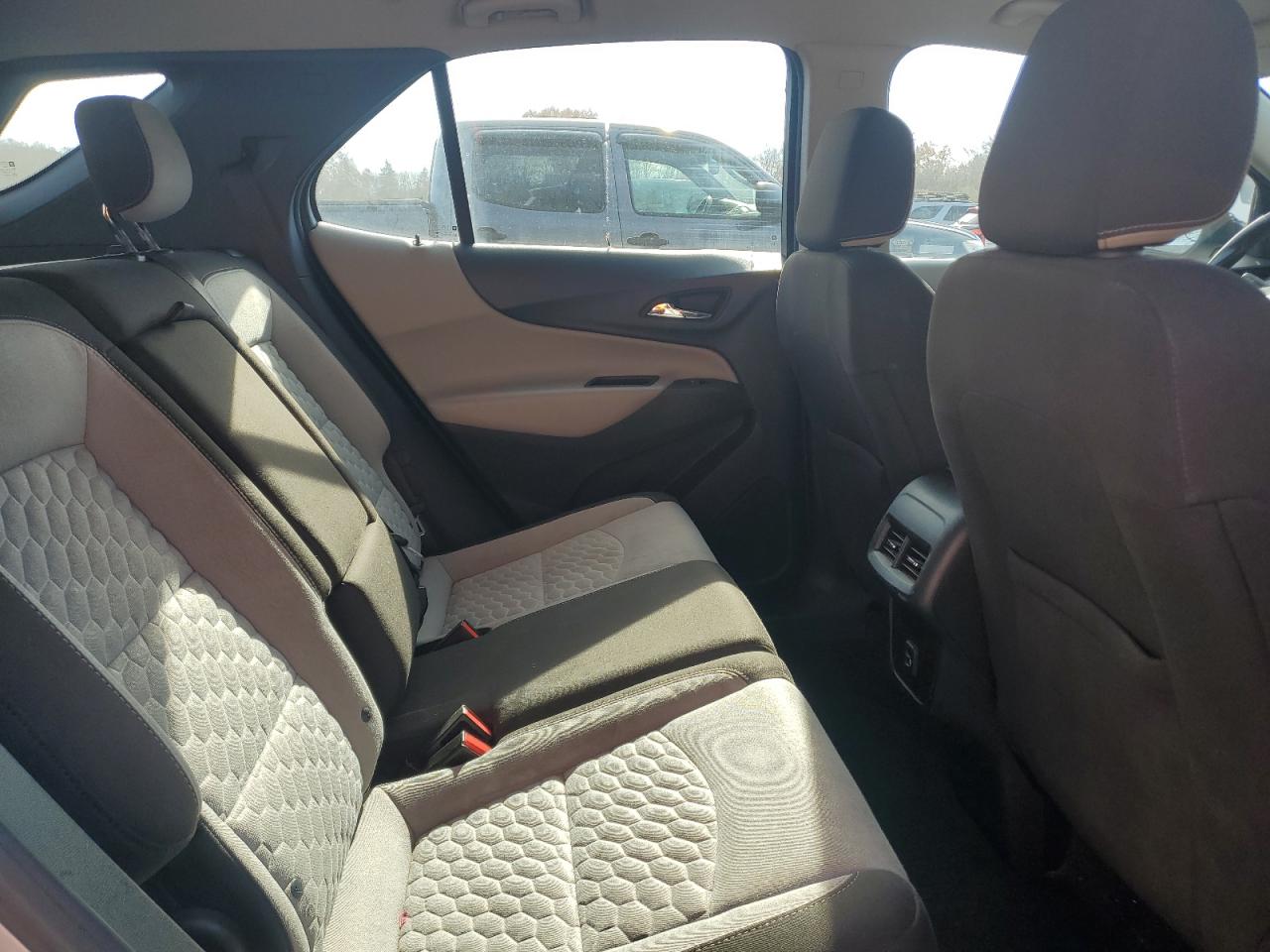 CHEVROLET EQUINOX LS