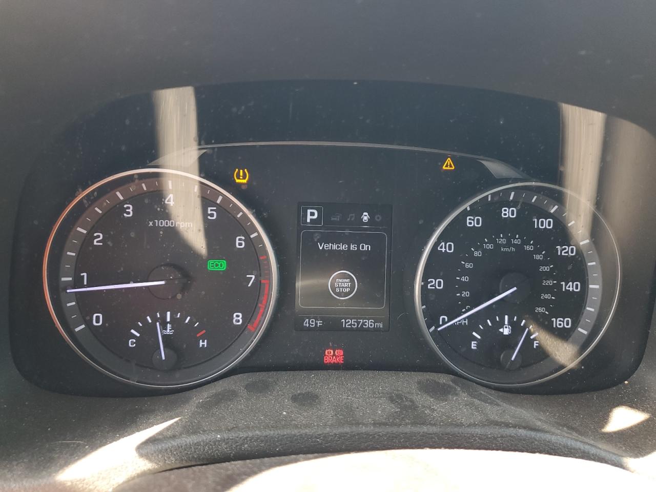 Lot #3301933448 2017 HYUNDAI ELANTRA 4D