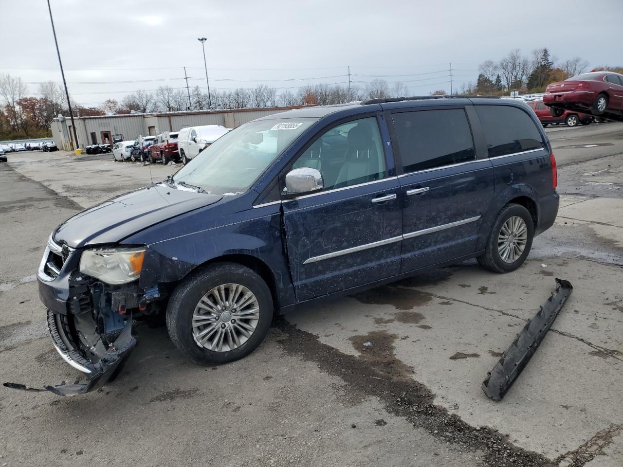 CHRYSLER TOWN & COUNTRY TOURING L