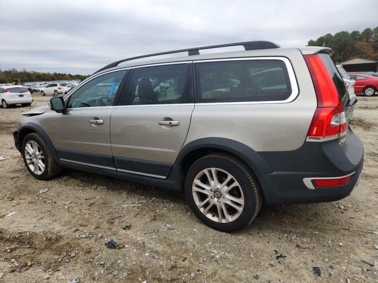 VOLVO XC70 T5 PLATINUM
