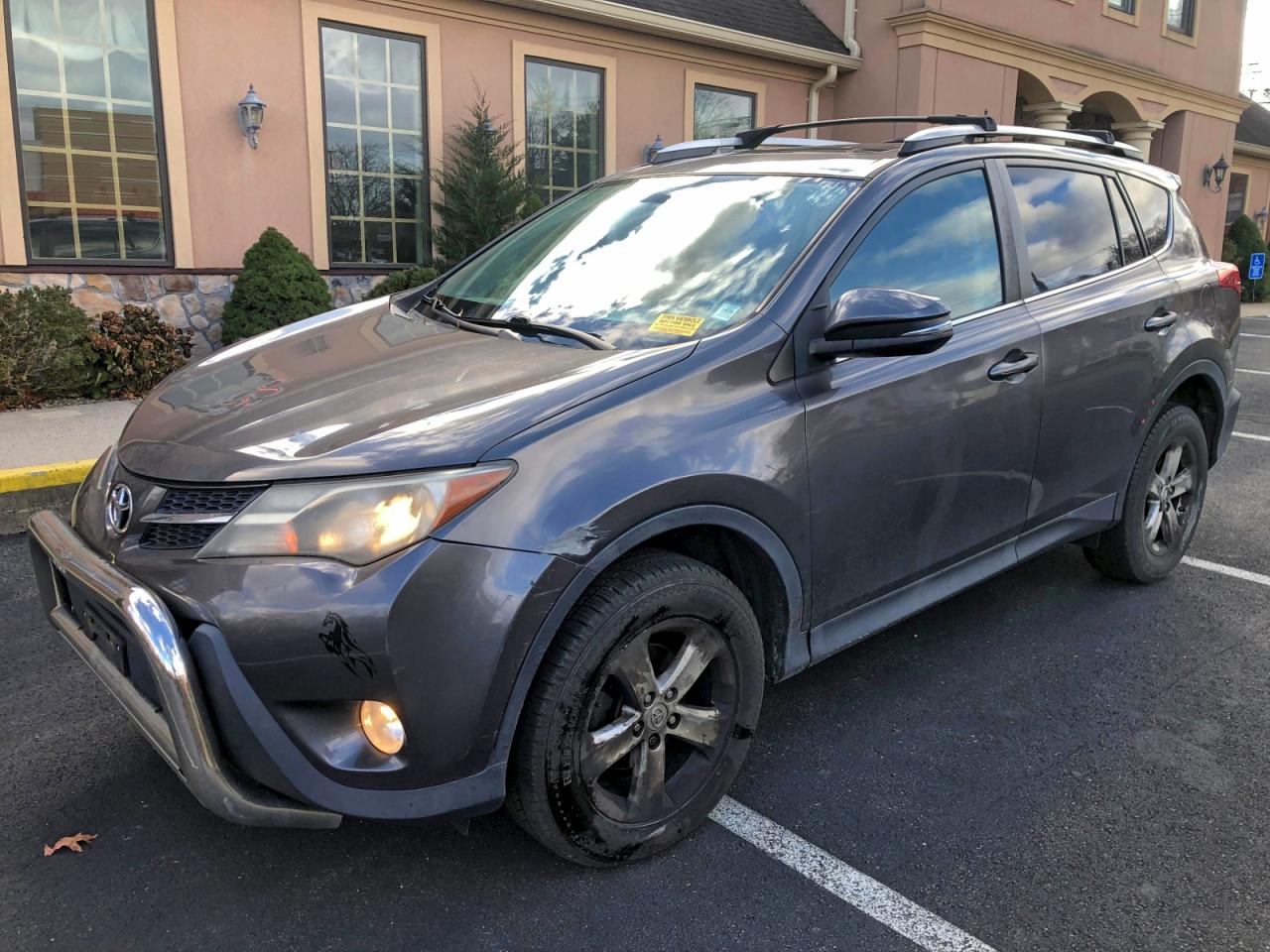 TOYOTA RAV4 XLE