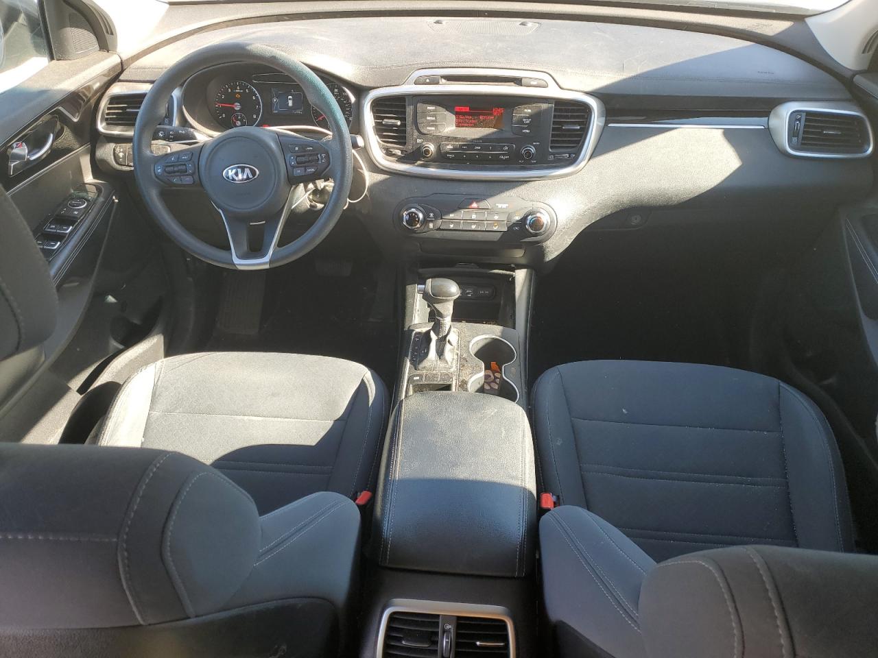 KIA SORENTO LX