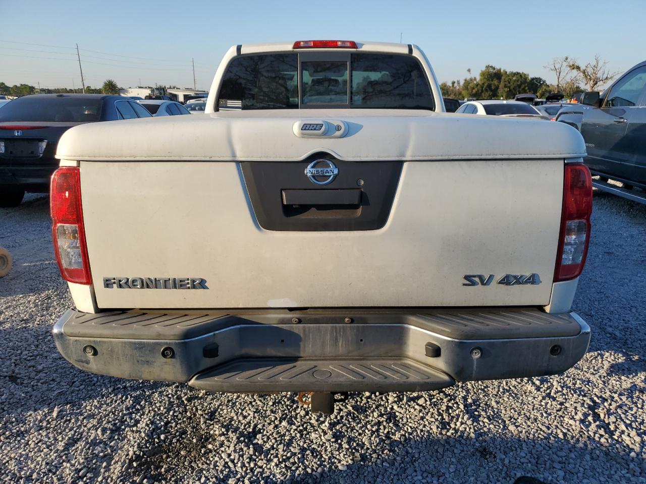 NISSAN FRONTIER SV