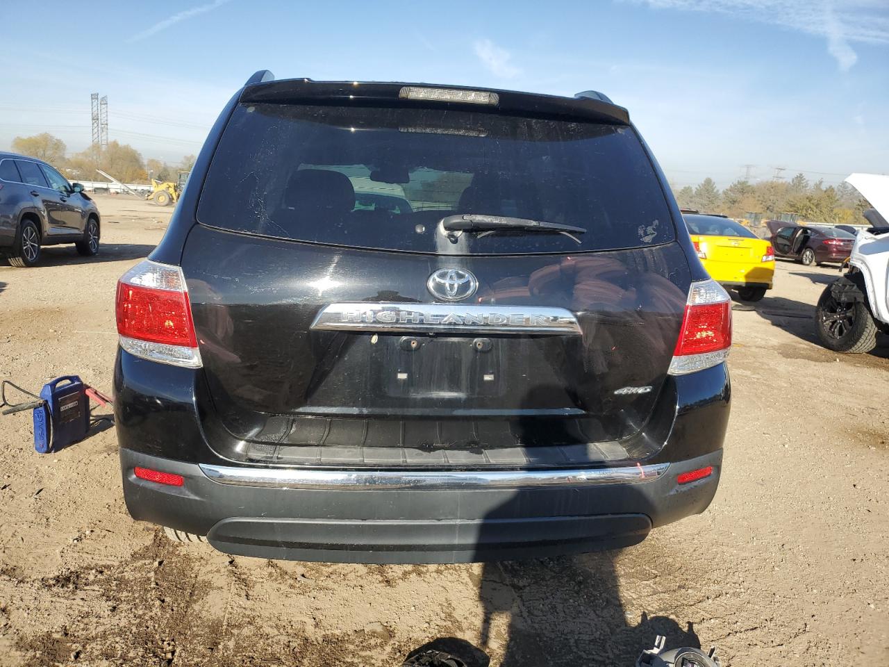 TOYOTA HIGHLANDER BASE