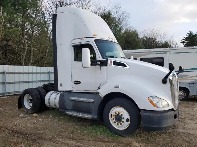 Global Auto Auctions: 2016 KENWORTH T680