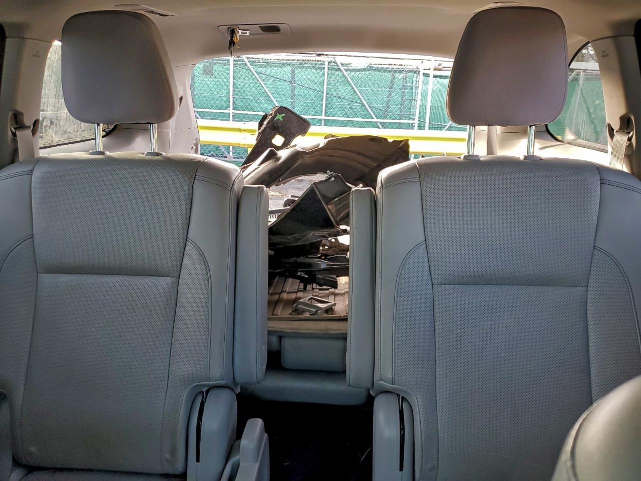 TOYOTA HIGHLANDER LIMITED