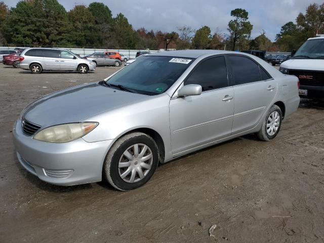 Global Auto Auctions: 2005 TOYOTA CAMRY LE