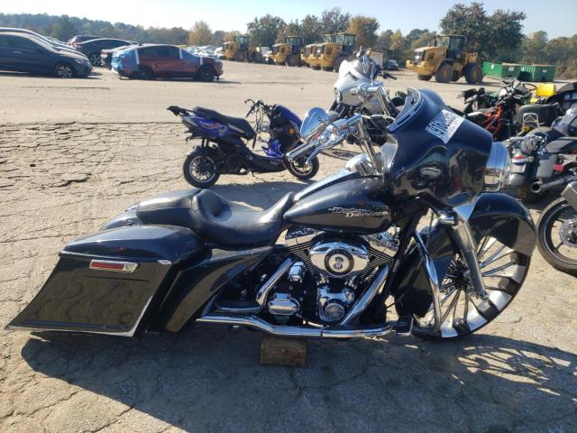 Global Auto Auctions: 2010 HARLEY-DAVIDSON FLHX