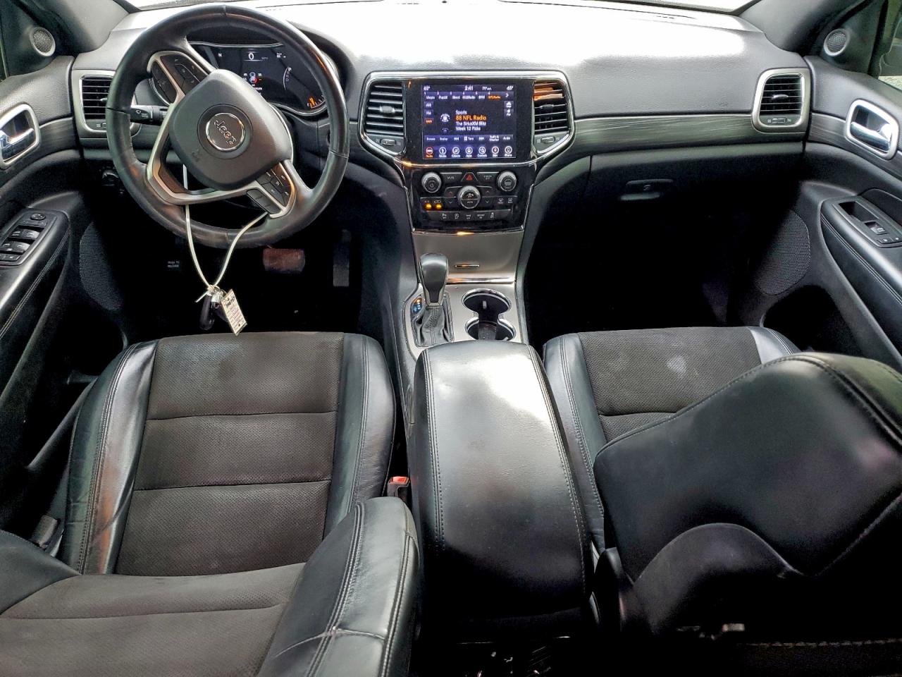 JEEP GRAND CHEROKEE LAREDO